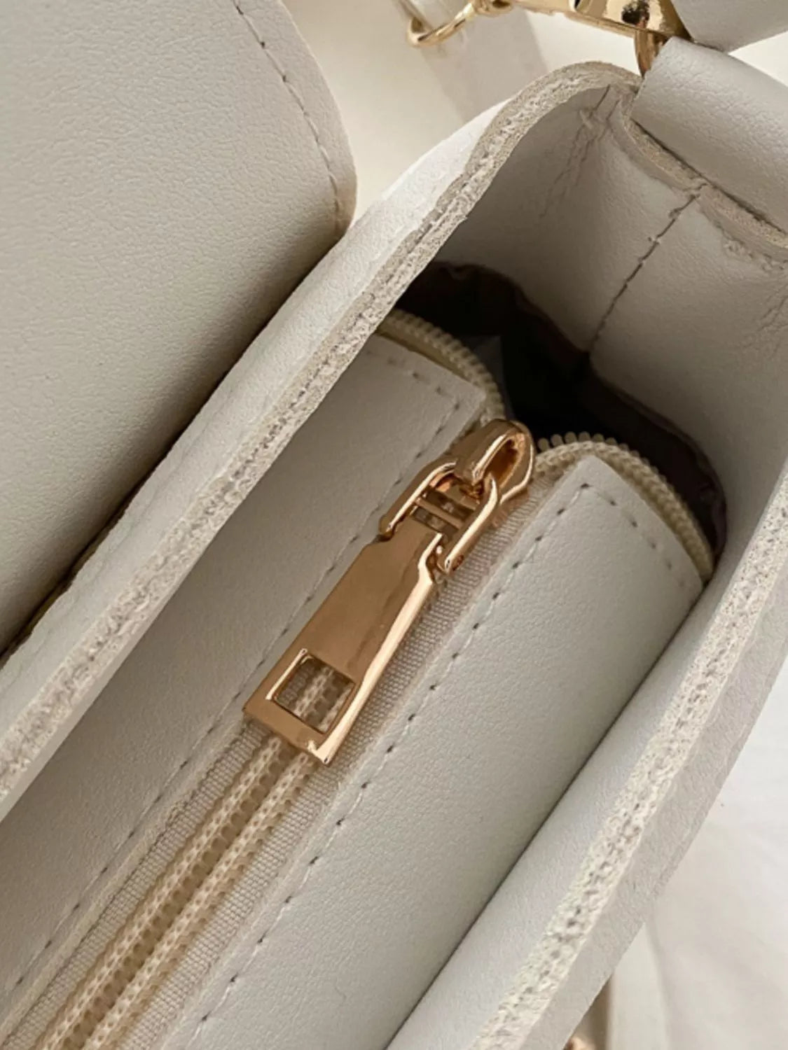 Woven straw crossbody bag with faux-leather trim and front pocket, summer shoulder bag-zipper inside